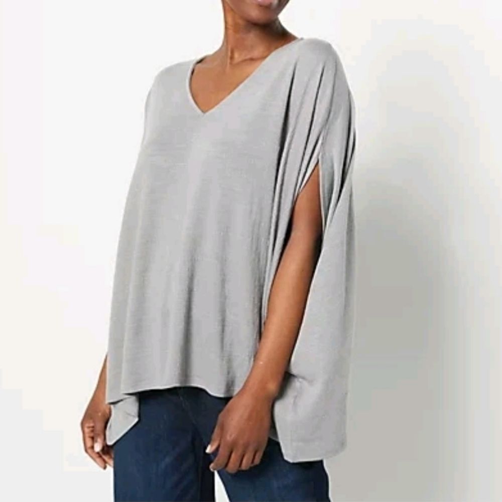 Laurie Felt Gray V-Neck Top Size M/L
